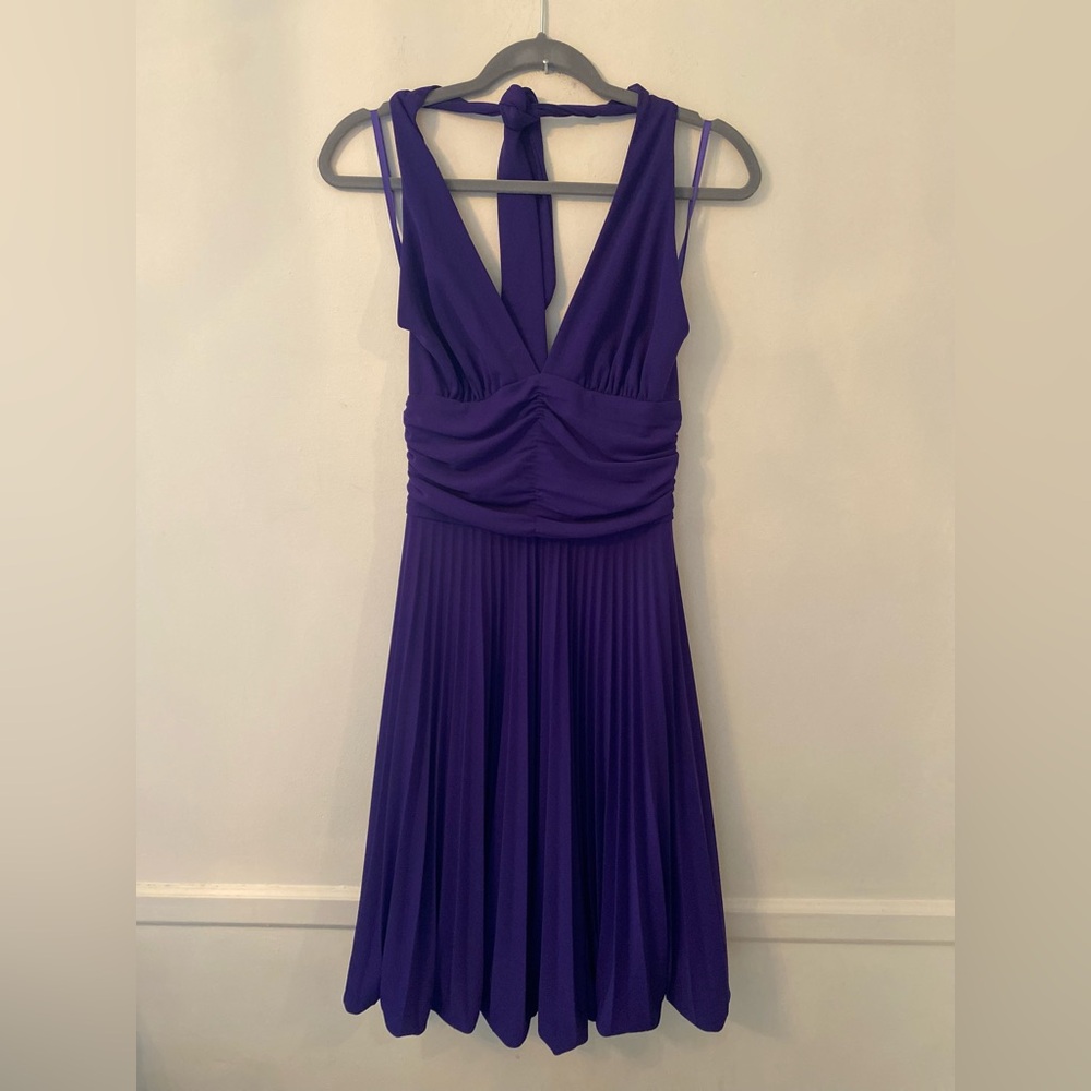 Cache Women’s Halter Dress.Beautiful Purple. Size 4